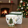 Kép 3/3 - Bögre porcelán 430ml dobozban, Around Christmas Tree