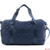 Kép 4/7 - Budmil sporttáska 26 sötétkék 41x26x21cm 10080122-001252