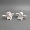 Kép 2/2 - Dekor angyal könyöklő poly,9x4,5x5,8 cm fehér,2 féle