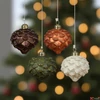Kép 2/2 - Karácsonyi fenyődísz gömb 24' üveg, matt glitteres 4 féle színben 1/db D.8cm sdkae