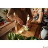Kép 4/4 - Kés Santoku 16cm FISKARS Functiona Form