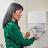 Kép 3/3 - Kéztörlő tömörített Interfold 2 réteg 225 lap H2 rendszer Premium TORK "Xpress Soft Multifold" fehér