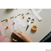 Kép 5/5 - Olló általános tapadásmentes 13cm FISKARS MicroTip Titanium fehér