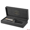 Kép 4/4 - Parker Royal töltőtoll 51 Premium Fekete, Arany Klipsz 2169030