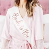 Kép 2/3 - Party Vállszalag fehér bride to be, 75cm rose gold betűkkel