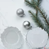 Kép 2/2 - Tányéralátét elegáns 24' tálaláshoz fehér, jégvirág fehér 34 cm 2cm sdkae