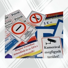 Információs táblák, matricák