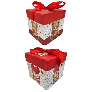 Díszdoboz Valentin napi 15x15cm , 2 féle