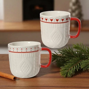 Bögre porcelán karácsonyi fehér színű piros füllel   SDKAE25 dombornyomott 2 féle 8,7x9,3cm