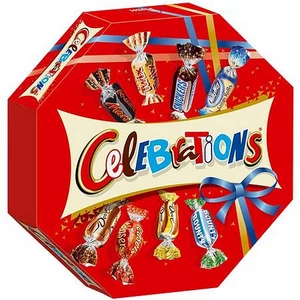 Desszert ünnepi dobozban 196 g Celebrations