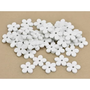 Fa figura virágok fehér 2, 5cmx3mm 50db/cs