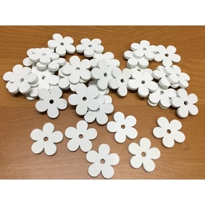 Fa figura virágok fehér 3cmx3mm 40db/cs