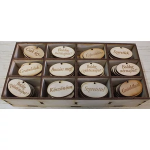Fatábla felirat vegyes 120 db vegyes feliratú táblácska 12x10cm