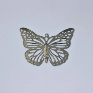 Fém díszítőelem pillangó 3,5 x 5 cm, 10 db/csomag