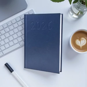 Határidőnapló A/5 2026 napi agenda Standard kék fehérlapokkal Bluering