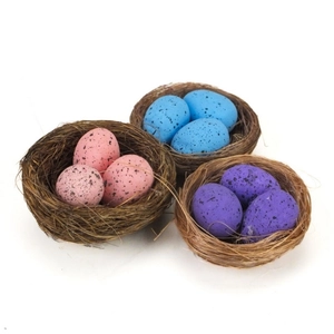 Húsvéti dekor tojások fészekben lila-rózsaszín-kék