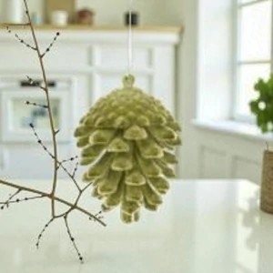 Karácsonyi dekor akasztós Olívazöld toboz 8cm