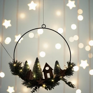 Karácsonyi dekor dísz '24 felakaszthetó dísz 20 db leddel kpm