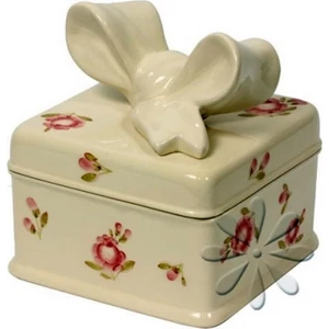 Kerámia doboz 13,5x13,5x14,5cm Violin rózsás szögletes kézzel festett