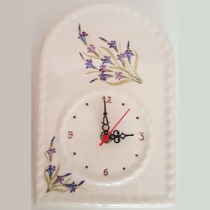 Kerámia óra Romantik levendulás kézzel festett 15x24x4cm