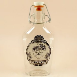 Óncímkés csatos palack 0, 2L Meggy [5990204002113]