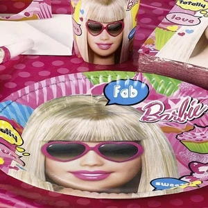 Party tányér papír 18cm Totally Barbie fóliázott papírtányér R551968