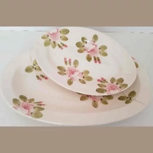 Tál ovális kerámia Romantik rózsás kézzel festett kézzel festett 31x21x3,5cm