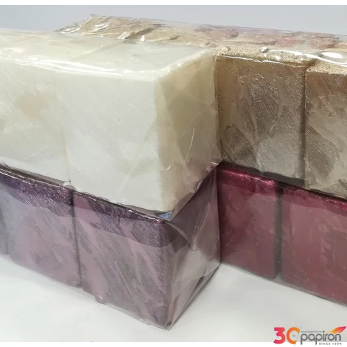 Adventi gyertya kocka 4db 4,5x4,5x5,5cm különböző metál szín a termék ára 1db-ra értendő!