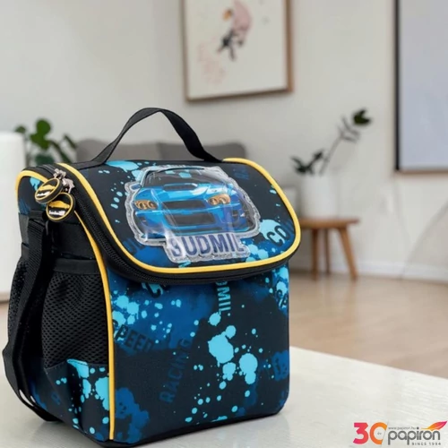 Budmil uzsonnás táska 26' Fekete-Kék Mintás 20x21x15cm 10210003/S21 BEÉRKEZÉS: 05/15