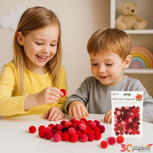 Dekor pompom 1,5cm vegyes piros 1,5cm 120db-os 25