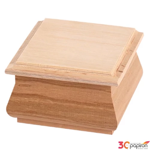 Fa ékszerdoboz 8x8x5 cm