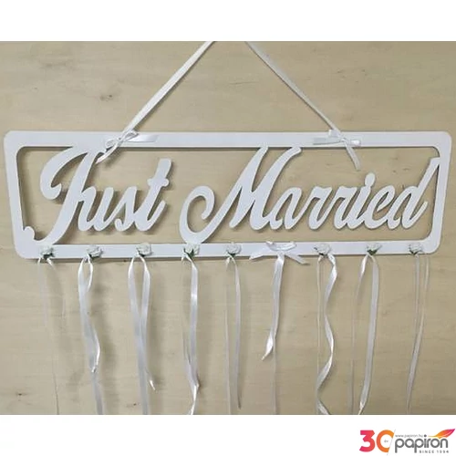 Fa felirat tábla fehér Just Married 20x70cm