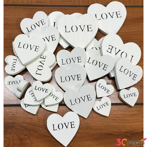Fa figura fehér LOVE LOVE szívek fehér vegyes 30db/cs