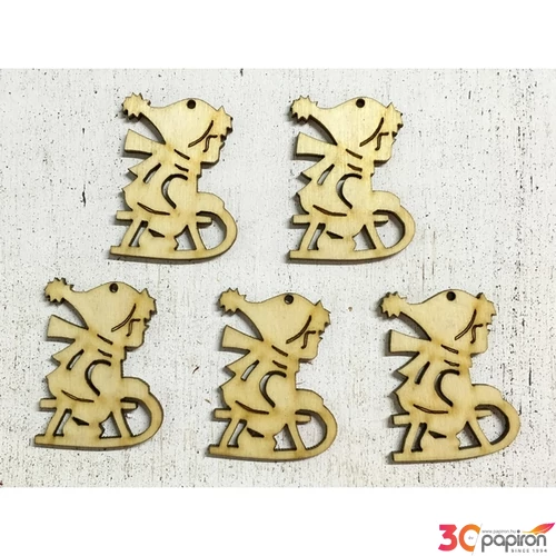 Fa figura kisfiú szánkózó kisfiú 5cmx3.5cmx3mm 5db/cs
