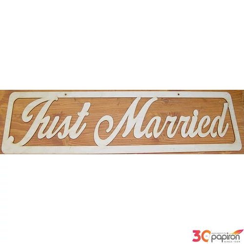 Fatábla felirat Just Married keretben 70cm