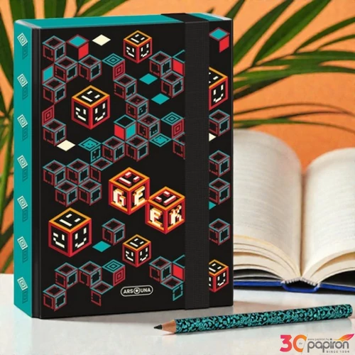 Ars Una A5 Füzetbox 23' Geek kocka 50862566 prémium minőség