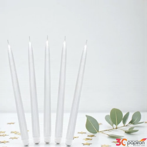 Gyertya kónusz metál 26cm gyöngyházfehér darabos a termék ára 1db-ra értendő!