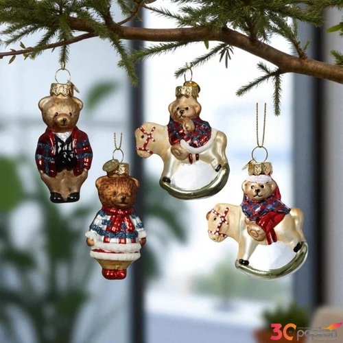 Karácsonyi dekor akasztós 24' 4 féle üveg figura kézzel festett 4.5cmx3.5cmx8cm sdkae