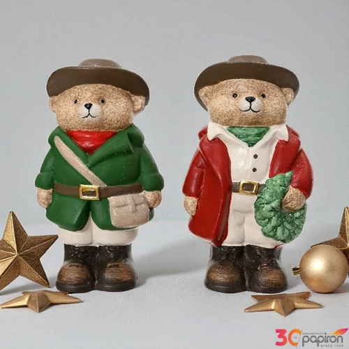 Karácsonyi dekor maci kerámia álló maci kabátban    SDKAE25 5x6,5x12cm 2 féle 1db/ár