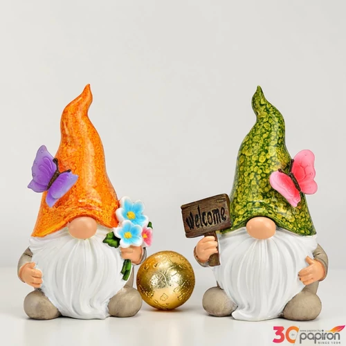 Kerti törpe figura 16cmx10x8cm zöld/narancssárga kerámiából (2-féle) 1db/ár SDGW26