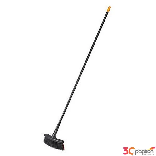 Kültéri seprű M FISKARS Solid