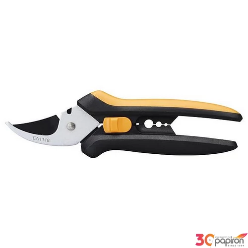 Metszőolló FISKARS Solid™ SP14