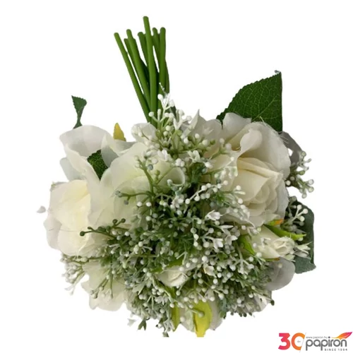 Művirág Rózsa csokor Rezgő krémfehér színű csokor Apróvirággal díszített rózsa csokor